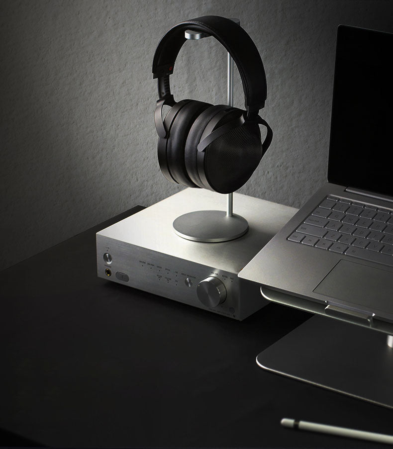 Aluminium Headphone Stand | Sleek | Compatible with AirPods Max, Xbox, Bose & Gaming Headsets